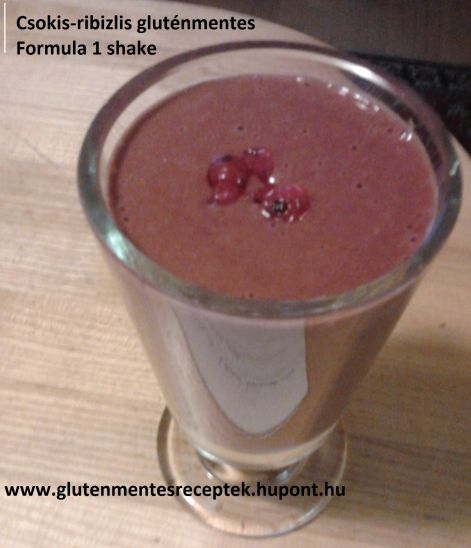 csokis-ribizlis_glutenmentes_shake.jpg